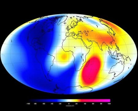 magnetic field | Earth's Magnetic Field Is Weakening 10 Times Faster Now
